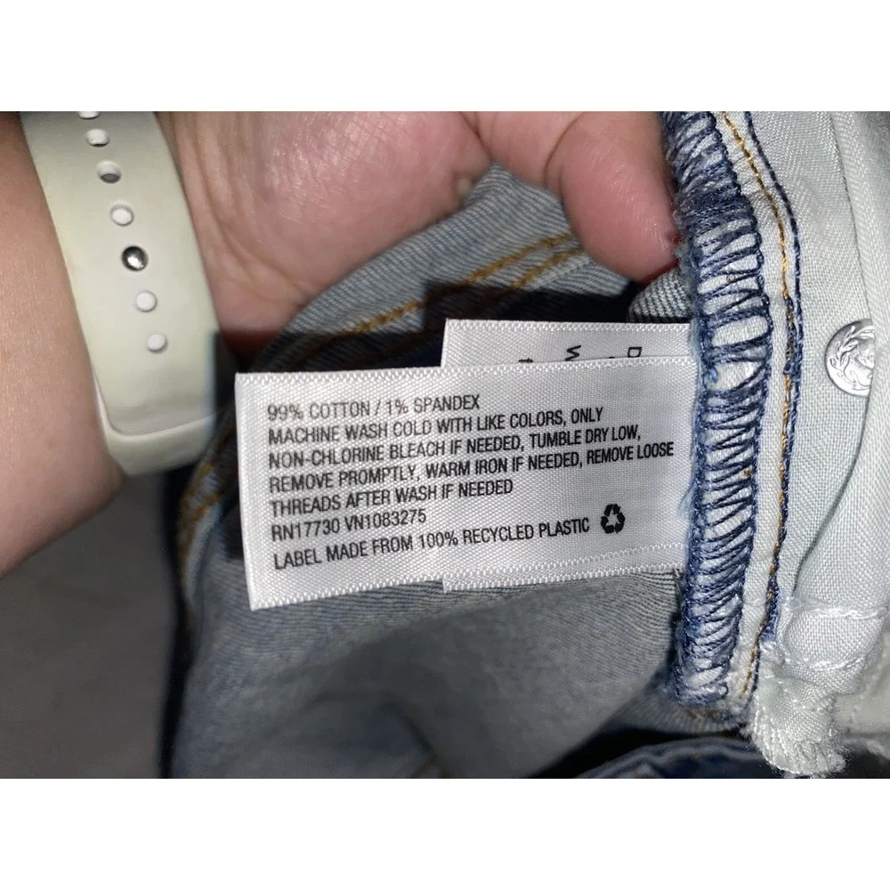 NWT Universal Threads " Vintage Midi Shorts"Women's Size 8  Inseam 4" Cut Off - Picture 9 of 10